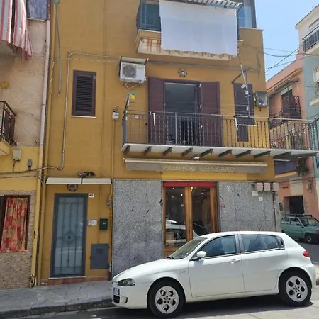 L'angolo Dei Barcaioli * Palermo
